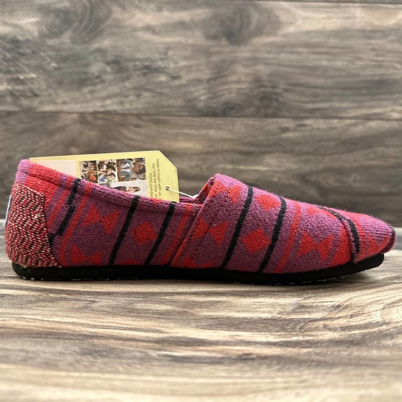 NIB Toms Classic Red Knit Faux Shearling Square Toe Flats Loafers 8 38.5 - Picture 5 of 9